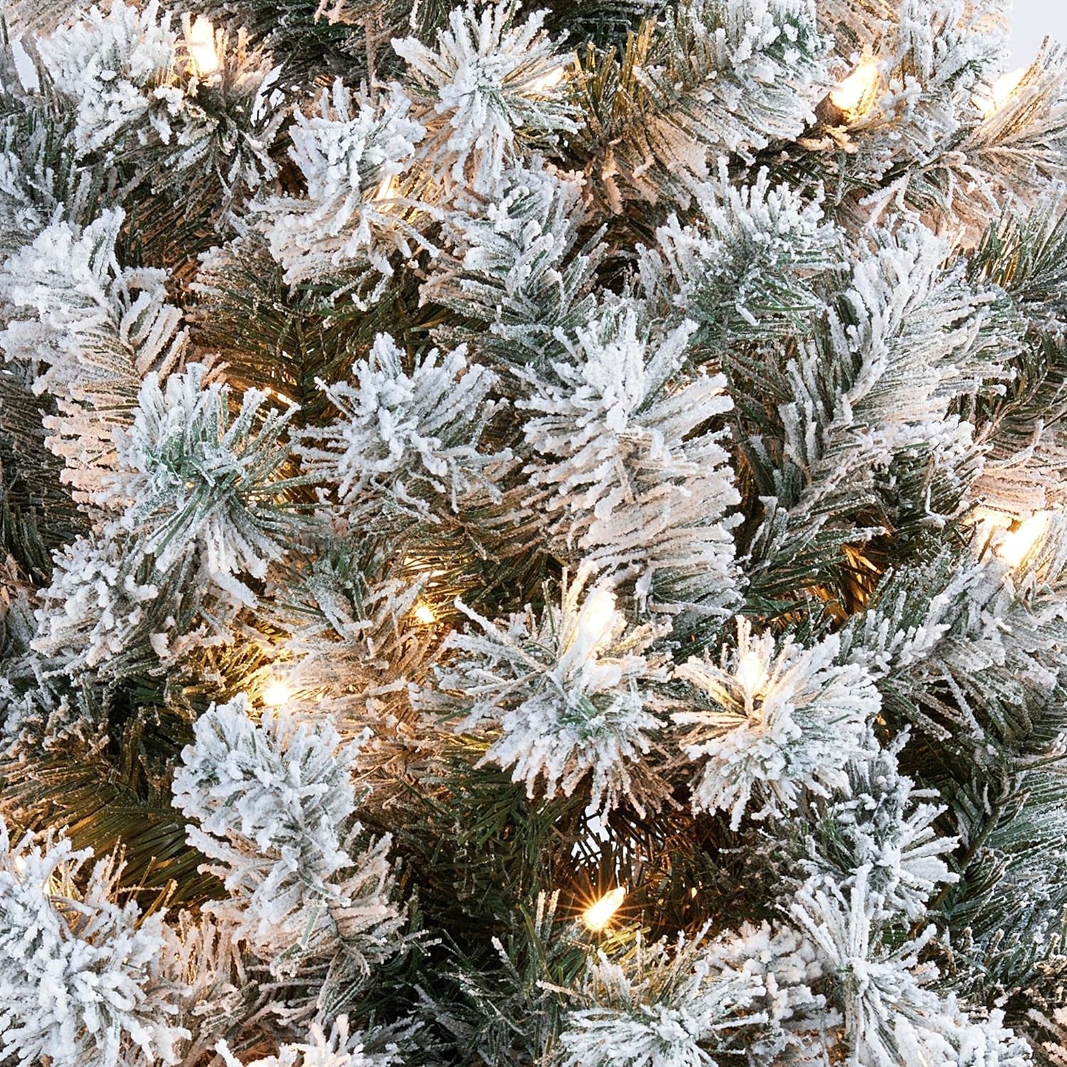 6Ft Pre-Lit Artificial Christmas Tree with Incandescent Warm White Lights, Snow Flocked Full Prelighted Xmas Tree W/820 Branch Tips, 250 Incandescent Lights & Foldable Stand, Green & White